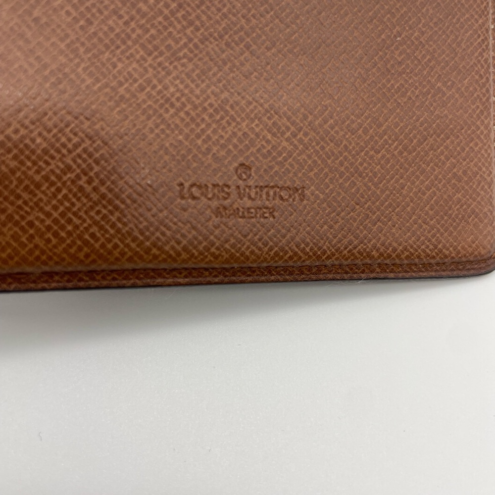 Louis Vuitton Monogram Men’s Wallet - Picture 8 of 9